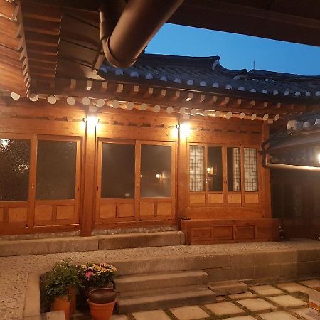 Sohyundang Guesthouse Seoul Bagian luar foto
